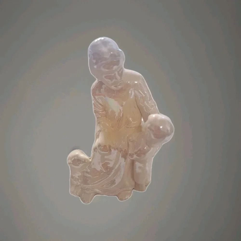 Vintage‎ Mold Holy Jesus Nativity Figurine Iridescent Pearl Ceramic